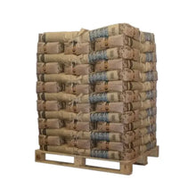 Laden Sie das Bild in den Galerie-Viewer, Badger Holzpellets DINplus &amp; ENplus A1 – Premium Nadelholz – Palette 975 kg (65 x 15 kg)